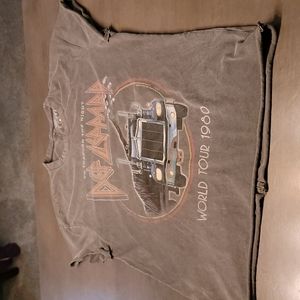 Def Leppard tour shirt